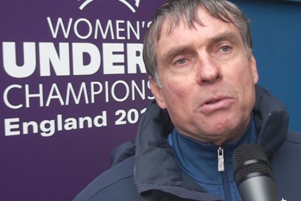 Guy Ferrier regrette qu'une génération va devoir attendre plus d'un sans match officiel (photo UEFA) Guy Ferrier regrette qu'une génération va devoir attendre plus d'un sans match officiel (photo UEFA)