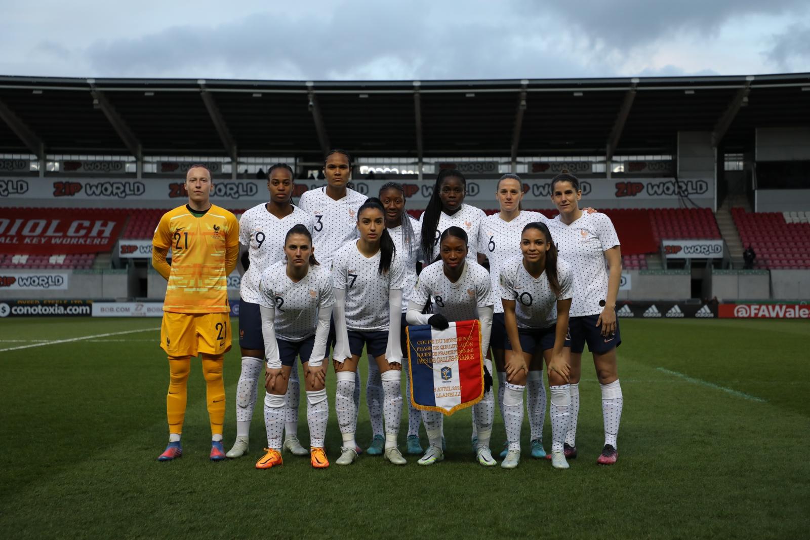 Bleues - La FRANCE décroche son 7e succès