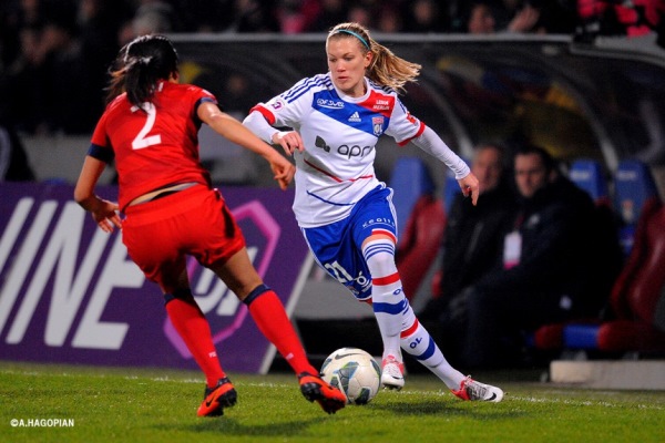 Sous les couleurs de l'OL, elle retrouve l'ASSE le week-end prochain Sous les couleurs de l'OL, elle retrouve l'ASSE le week-end prochain
