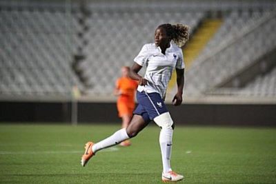 Griedge Mbock Bathy a su imposer sa patte Griedge Mbock Bathy a su imposer sa patte