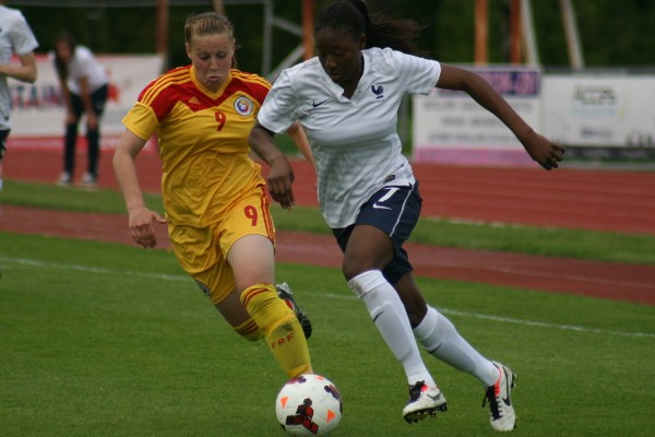 Diani déborde devant Ciolacu Diani déborde devant Ciolacu