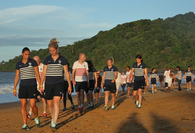 Les Bleues sont arrivées lundi en Guyane (Photo Antonio Mesa/FFF) Les Bleues sont arrivées lundi en Guyane (Photo Antonio Mesa/FFF)