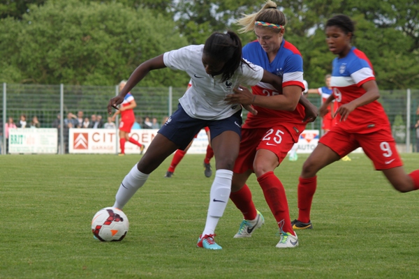 La France devra répondre au défi physique (photo Sébastien Duret) La France devra répondre au défi physique (photo Sébastien Duret)