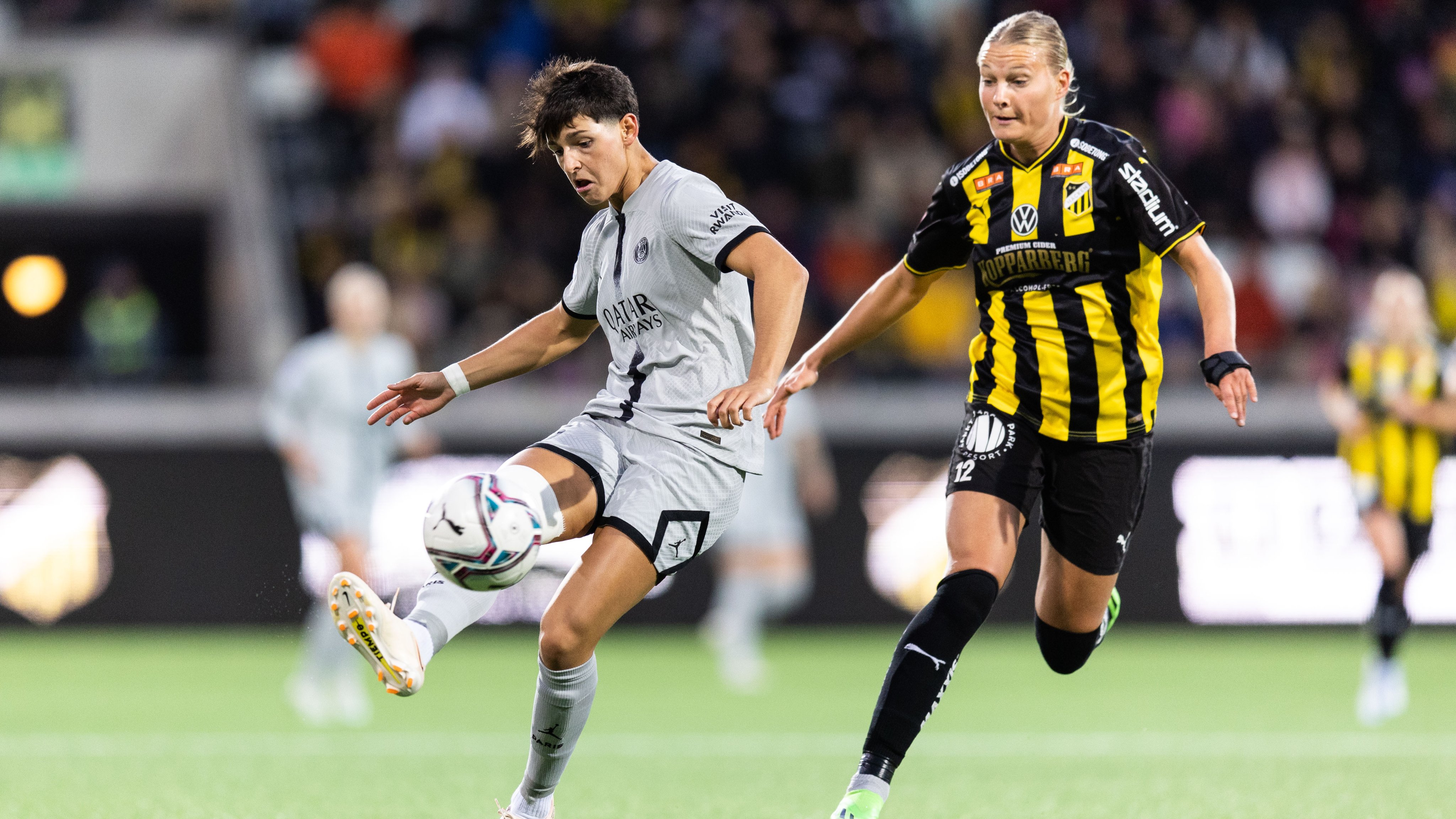 De Almeida retrouvait une place en défense centrale après la blessure de Dudek (photo BK Häcken)