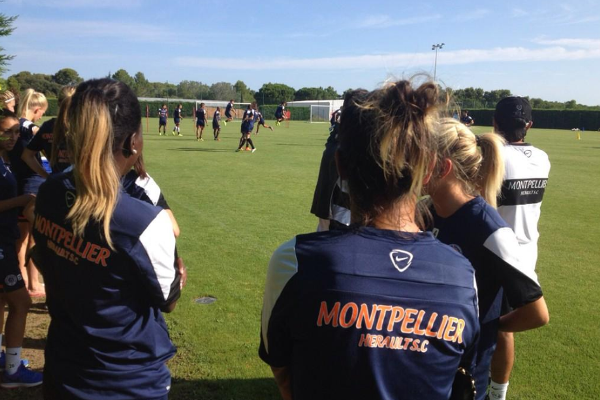 Jean-Louis Saez et ses joueuses à Grammont (photo MHSC) Jean-Louis Saez et ses joueuses à Grammont (photo MHSC)