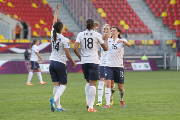 Les Bleues possèdent trois points d'avance sur la Finlande grâce à leur double succès face à l'Autriche. Car c'est face aux Autrichiennes que la Finlande a perdu des points. (Photo : Eric Baledent)