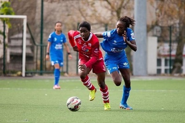 Soyaux et Issy dos à dos (photo A Nelson Sindfoul)