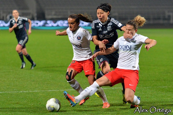 L'expérience d'Alushi, buteuse, et d'Henning L'expérience d'Alushi, buteuse, et d'Henning