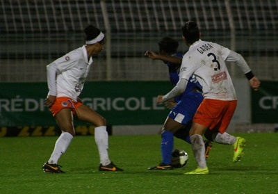 Soriana Constant entre Genessee Daughetee et Kelly Gadea