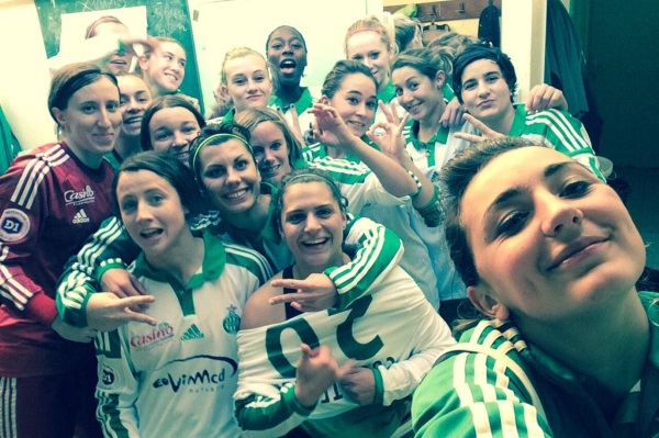 Audrey Chaumette a signé son premier doublé en D1. Ici la joie des Stéphanoises dans le vestiaire (photo ASSE féminine) Audrey Chaumette a signé son premier doublé en D1. Ici la joie des Stéphanoises dans le vestiaire (photo ASSE féminine)