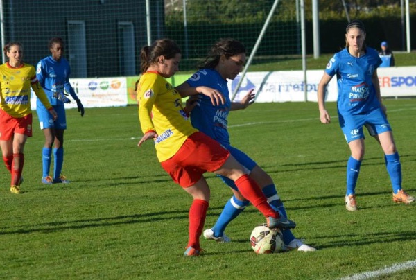 Gwendoline Djebbar a de nouveau frappé fort (photo ASJ Soyaux)