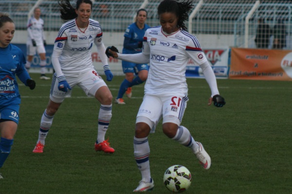 D1 - LYON enchaîne à SOYAUX et part à la poursuite du PSG D1 - LYON enchaîne à SOYAUX et part à la poursuite du PSG