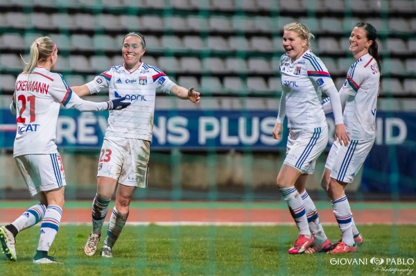 L'OL garde la tête de la D1  (photo Giovani Pablo) L'OL garde la tête de la D1  (photo Giovani Pablo)