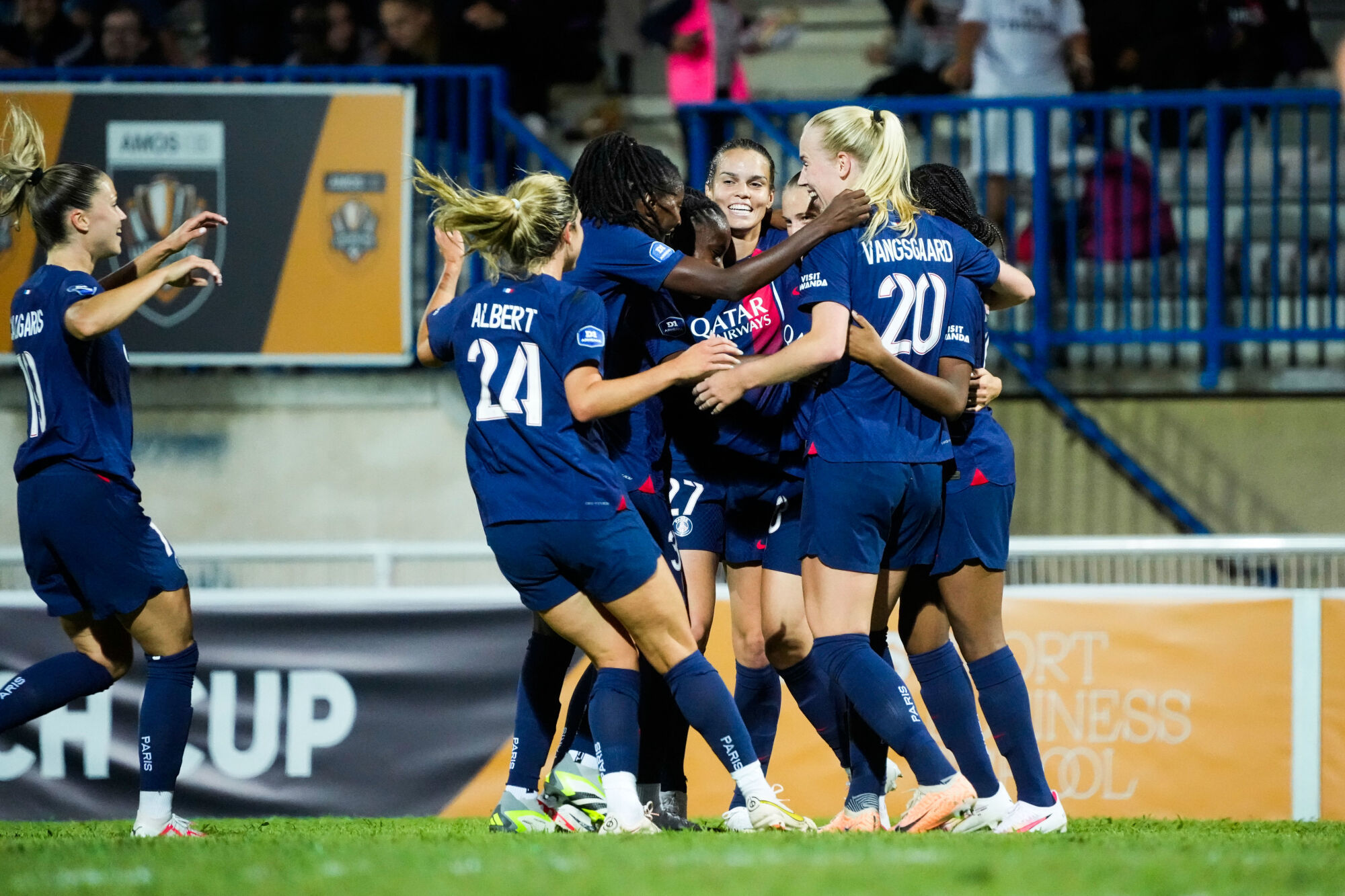 Les Parisiennes ont remporté le tournoi de l'AMOS Womens French Cup lors de leur préparation (photo AMOS WFC) Les Parisiennes ont remporté le tournoi de l'AMOS Womens French Cup lors de leur préparation (photo AMOS WFC)