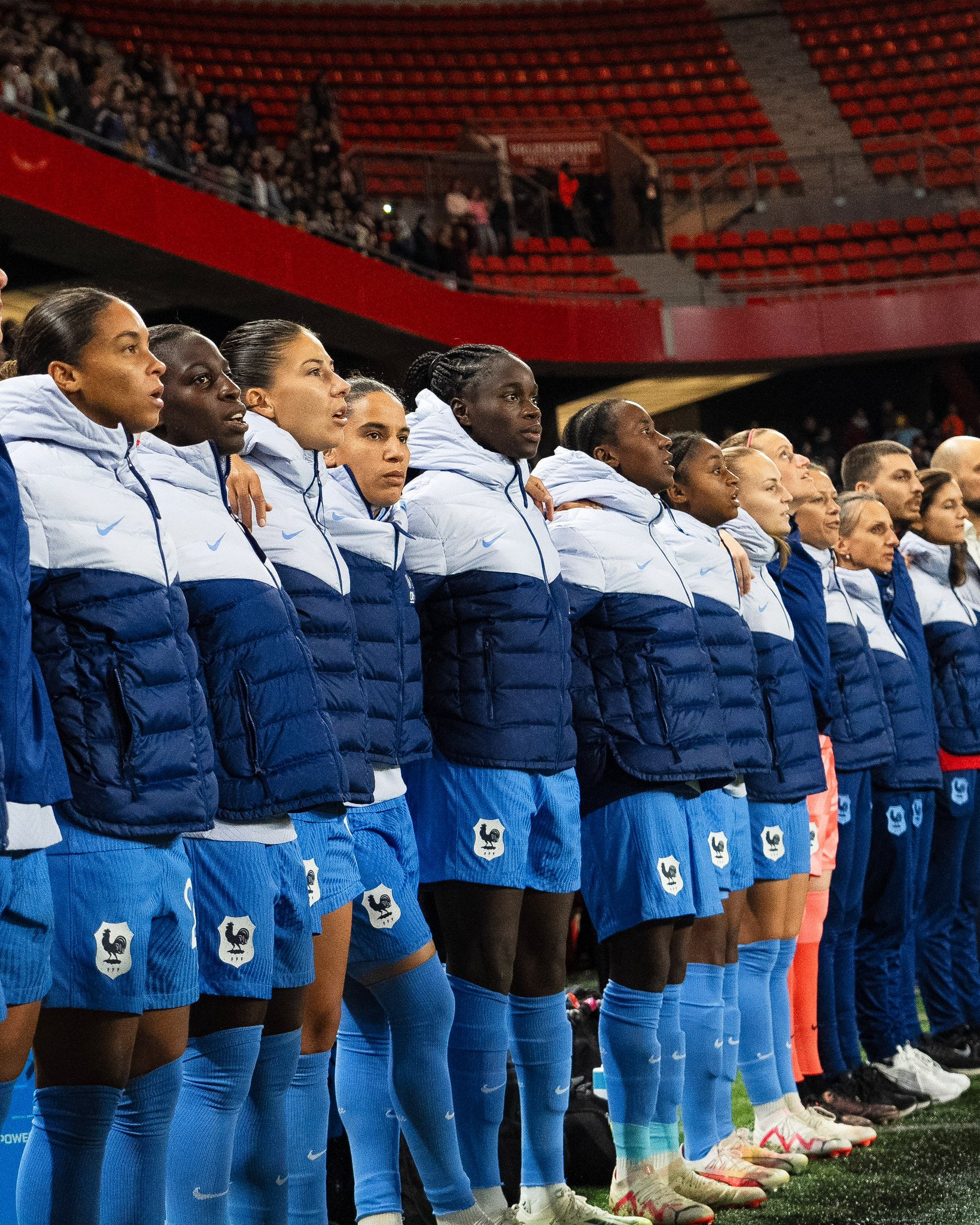 Amandine Henry et Griedge Mbock ont fait leur retour en sélection (photo FFF)