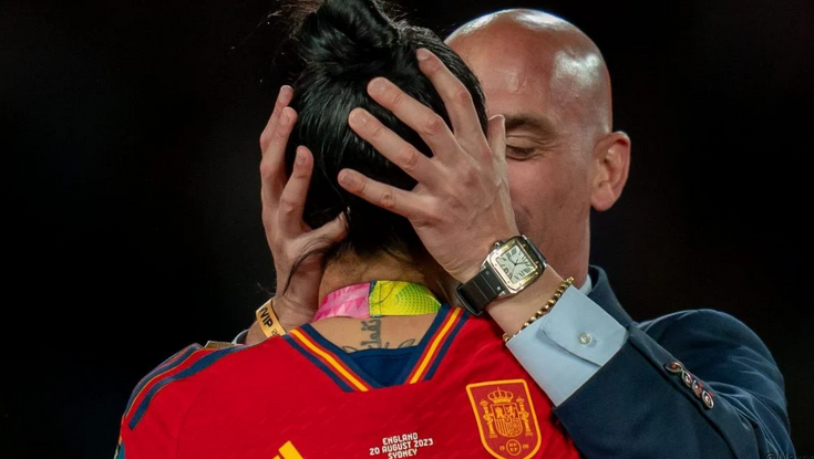 Le geste de Luis Rubiales face à Jennifer Hermoso sanctionné (photo DR) Le geste de Luis Rubiales face à Jennifer Hermoso sanctionné (photo DR)