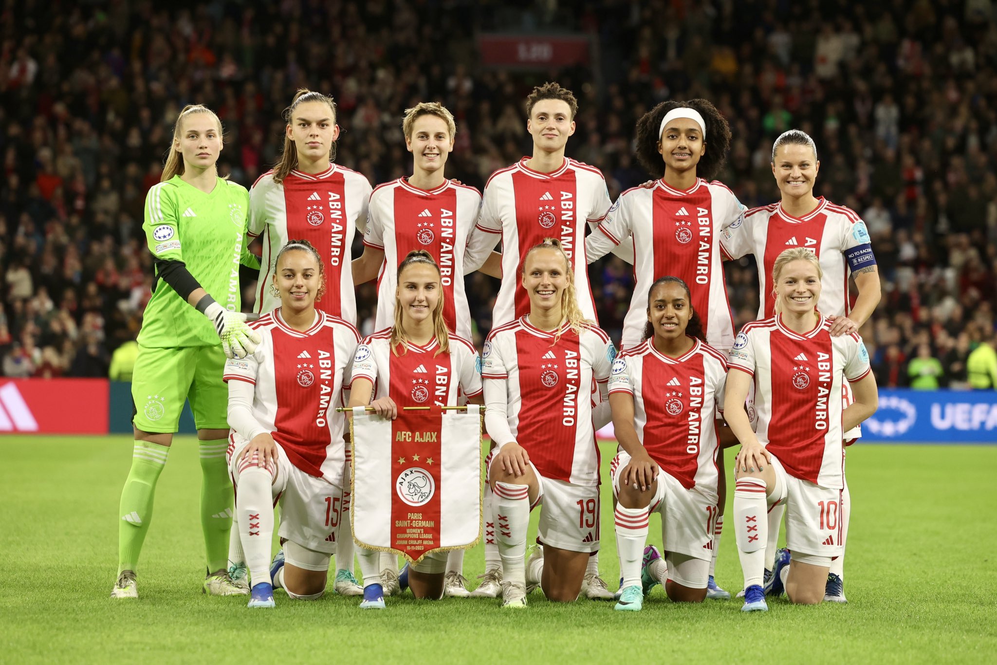 L'Ajax Amsterdam (photo club)