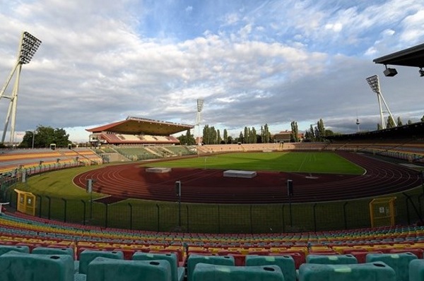 Friedrich-Ludwig-Jahn-Sportpark accueillera la finale (photo UEFA)