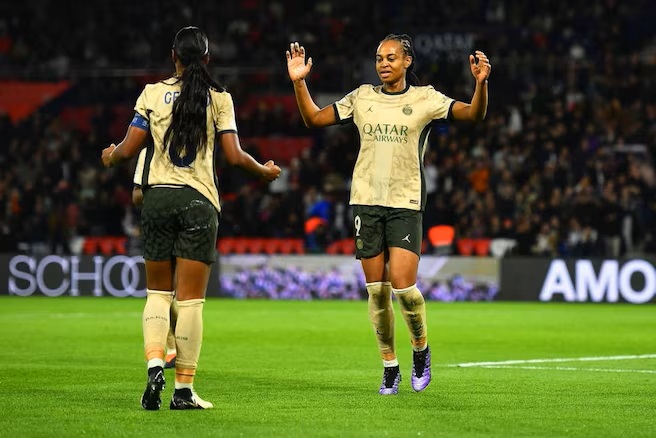 Grace Geyoro et Marie-Antoinette Katoto, buteuses (photo UEFA.com)