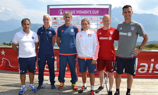 Farid Benstiti, Caroline Seger (PSG), Gérard Prêcheur, Lucie Pingeon (Lyon), Melanie Behringer, Thomas Wörle (Bayern Munich) (photo OLweb)