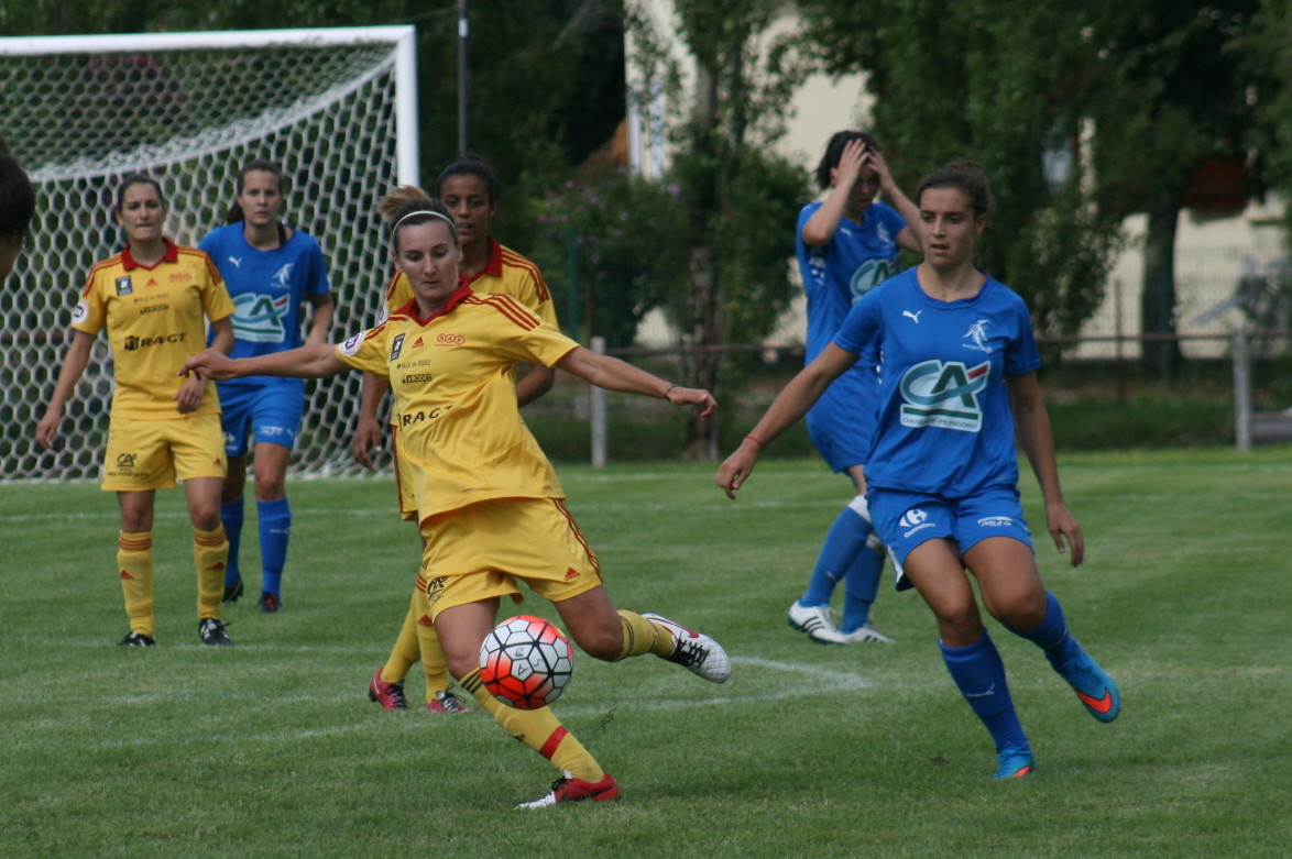 Audrey Cugat, à gauche entame sa 5e saison au club (photo C Ringaud)