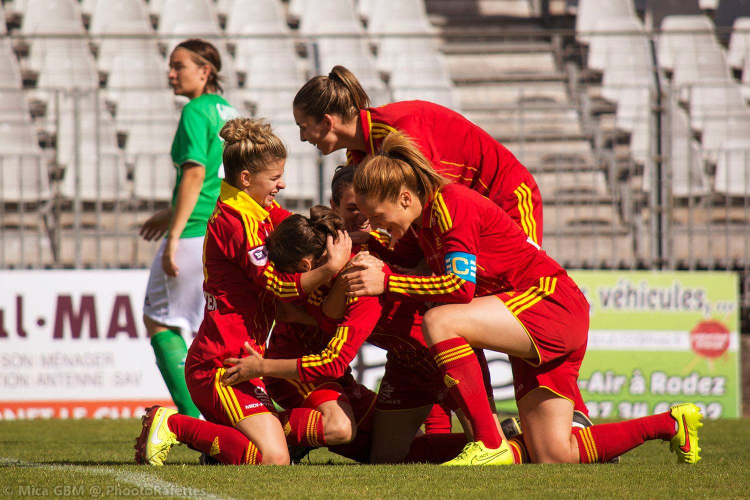 La joie des "Rouge et Jaune" (photo Mica GBM/Phootorafettes)
