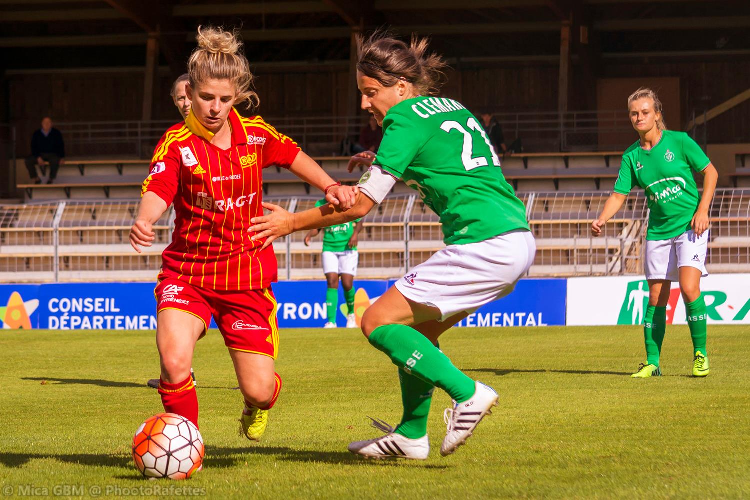Laurie Cance et Maeva Clemaron (photo Mica GBM/Phootorafettes)