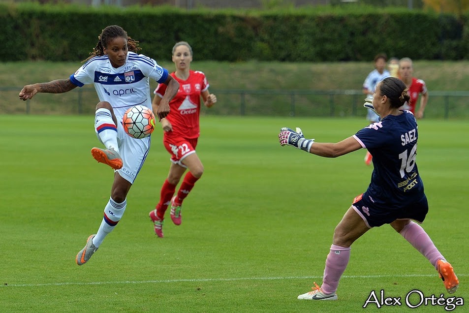 Elodie Thomis face à Delphine Saez