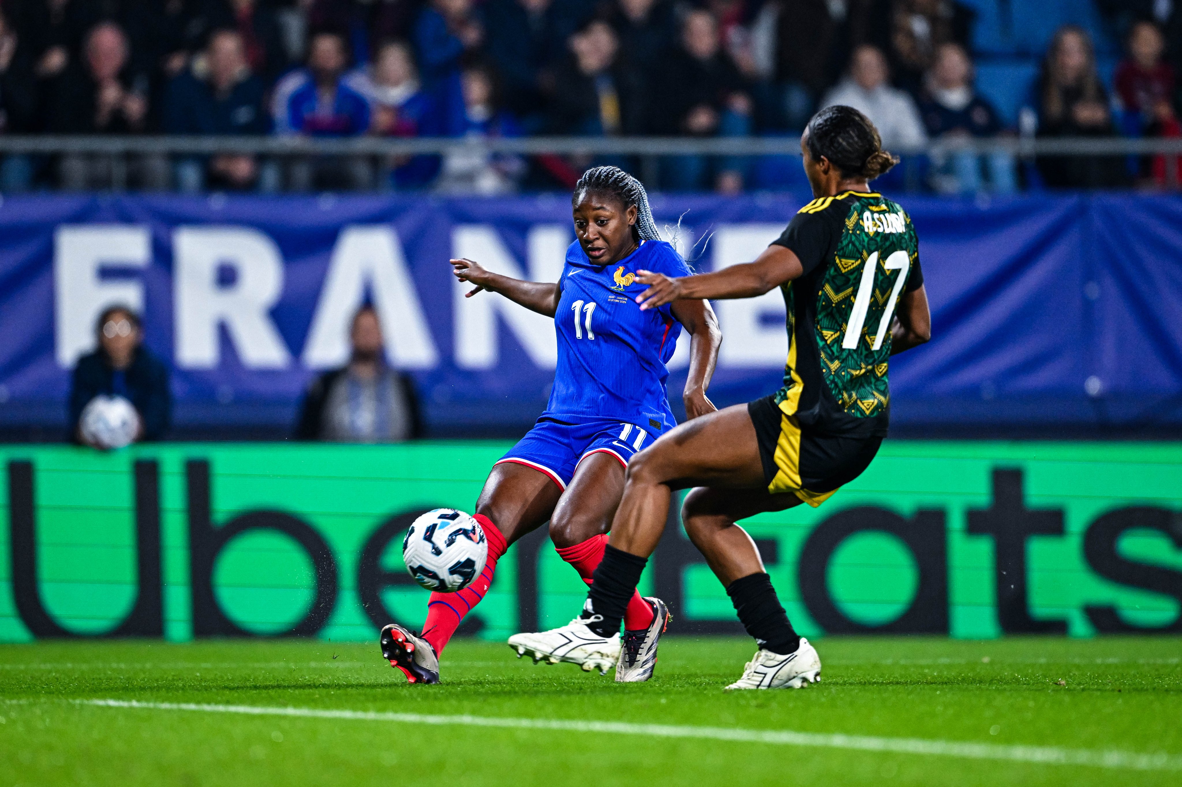 Kadidiatou Diani (photo @equipedefrancef) Kadidiatou Diani (photo @equipedefrancef)