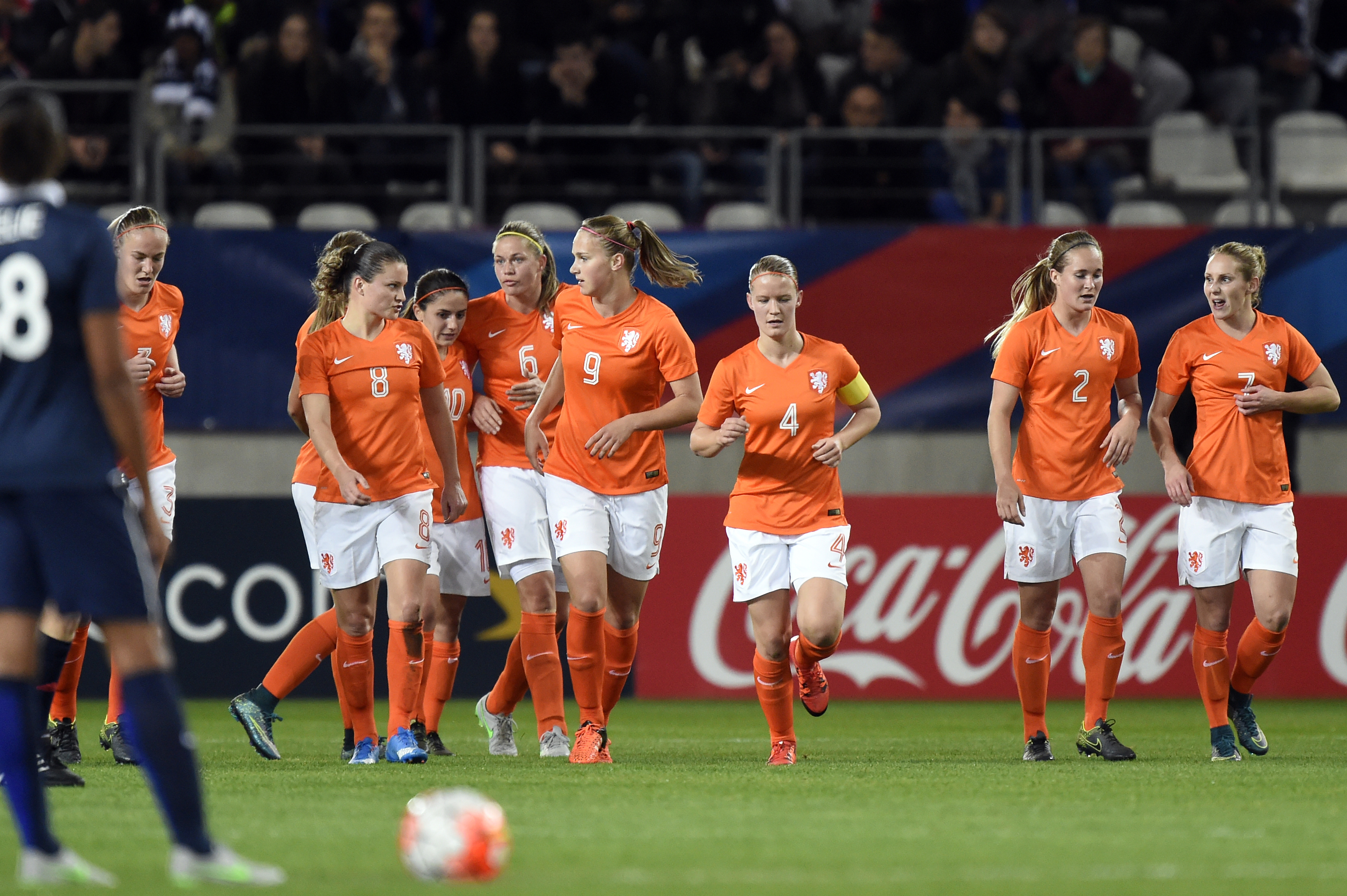 Bleues - Les PAYS-BAS s'imposent à Paris