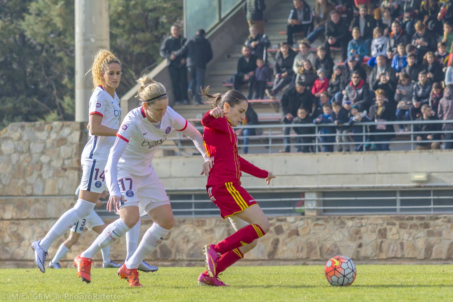 Dahlkvist aux talons de Barbance (photo Mica GBM/Phootorafettes)