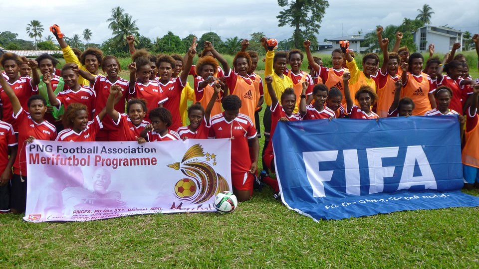 FIFA - Le football féminin progresse encore dans le Monde en 2015 FIFA - Le football féminin progresse encore dans le Monde en 2015
