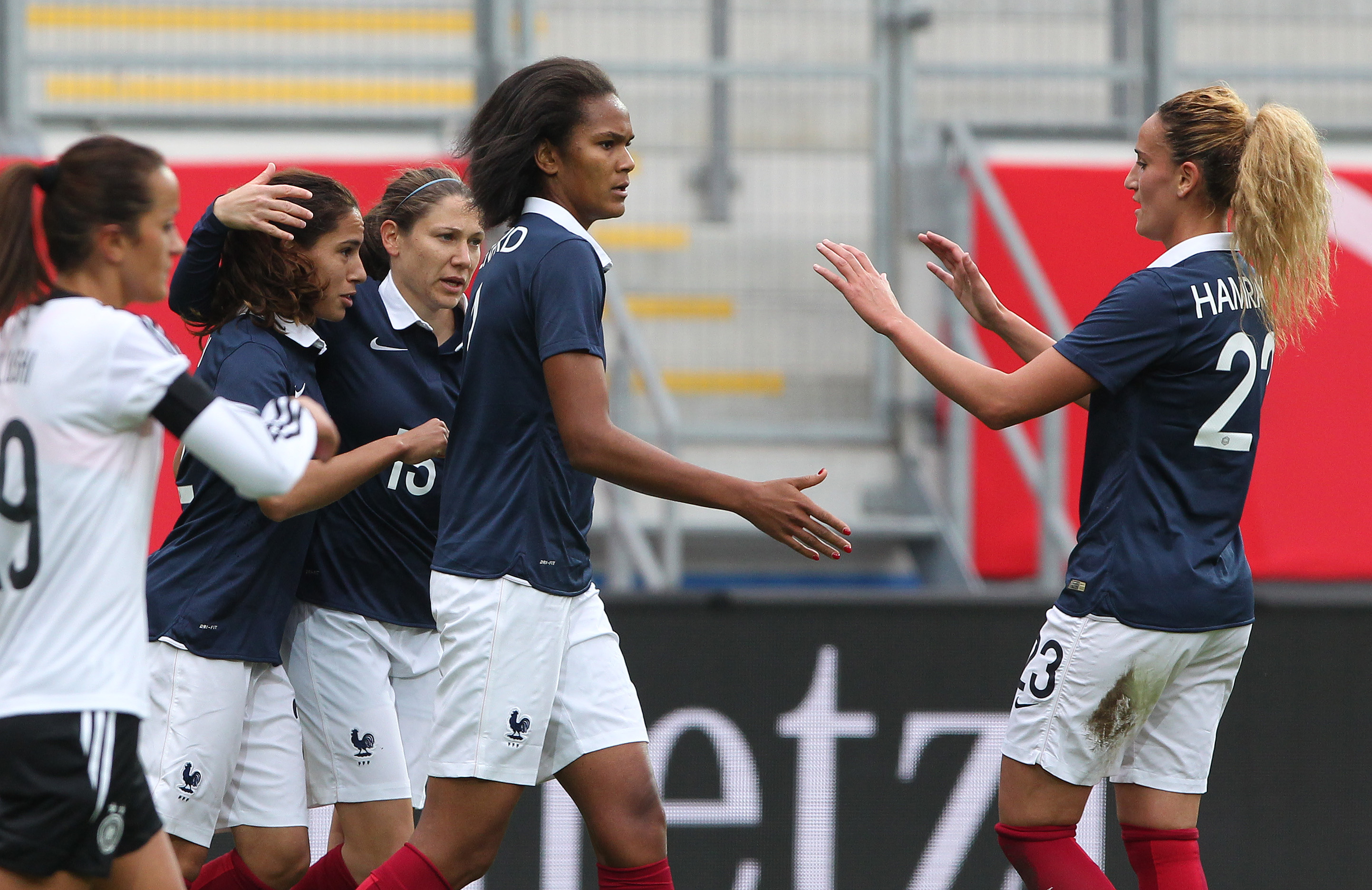 Wendie Renard et les Bleues en quête de médaille aux Jeux (photo DFB)