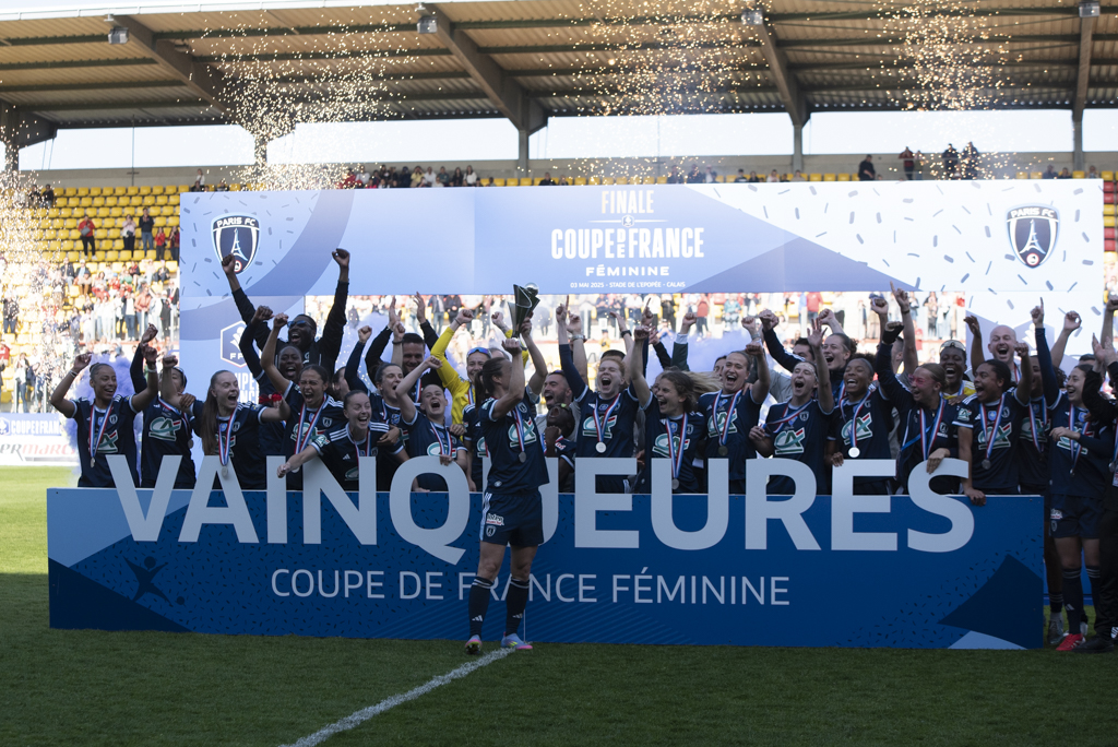 Le Paris FC décroche son premier trophée (photos Frédérique Grando)
