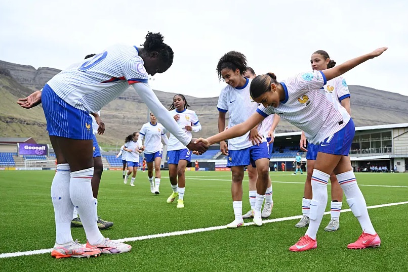 Entrée en matière ponctuée par un match nul (photos UEFA.com)