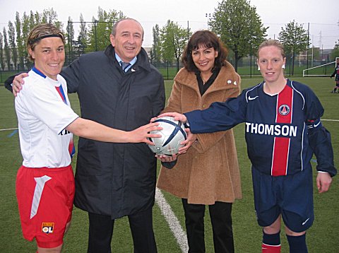 Cécile Locatelli et Laetitia Duffour (photo archive footofeminin.fr)