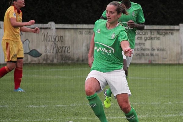 Julie Peruzzetto a inscrit son neuvième but de la saison (photo Yoël Bardy/ASSE féminines)