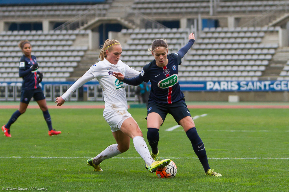 Cayman face à Erika (photo William Morice) Cayman face à Erika (photo William Morice)
