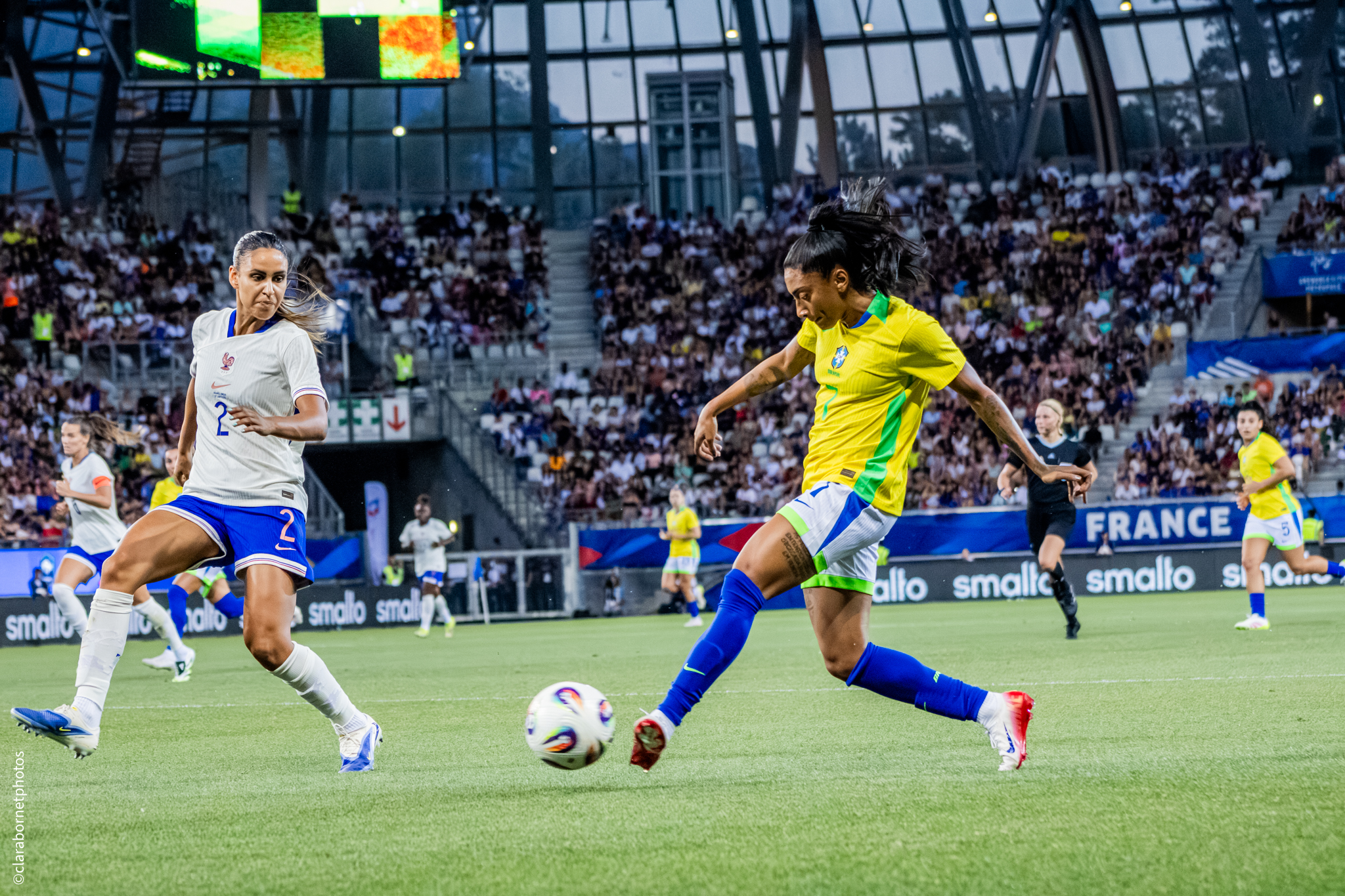 Bleues – Une dernière remontée avant la Suisse