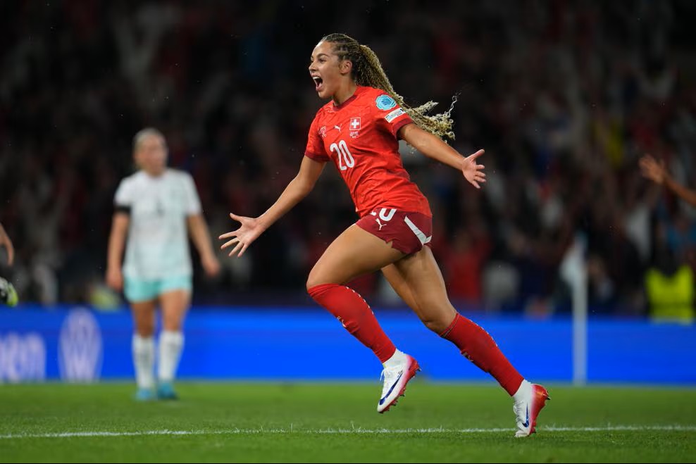 Pilgrim permet à la Suisse de passer devant la Finlande (photo UEFA.com)