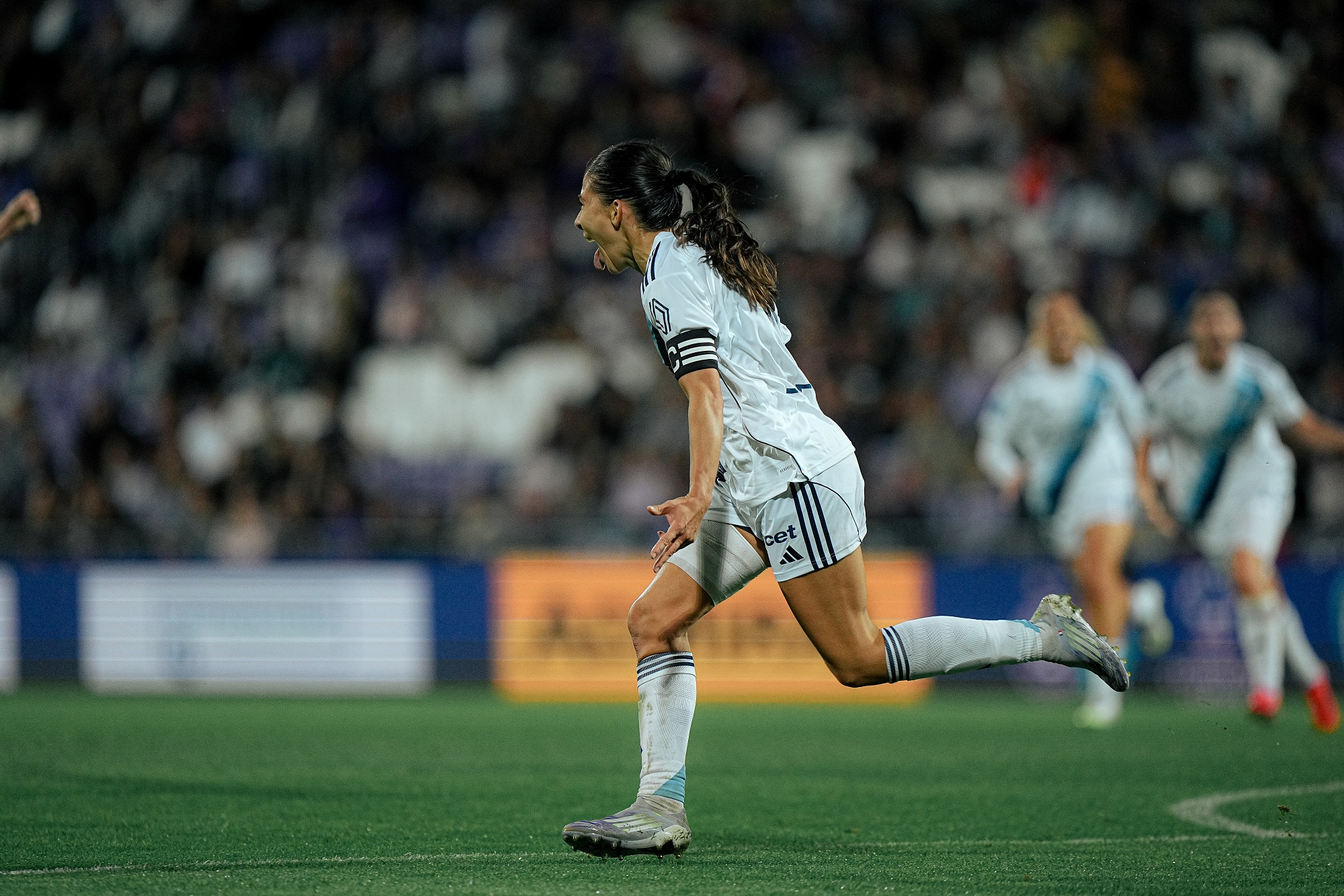 Les Parisiennes passent le cap des barrages (photo Parisfc.fr)
