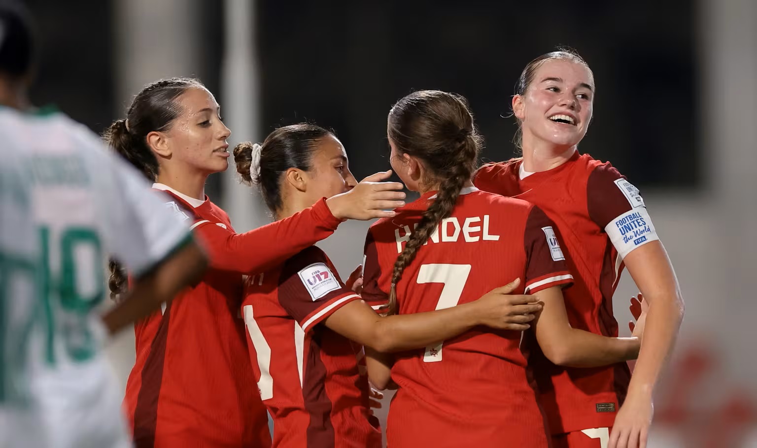 Le Canada poursuit sa route sans encombres (photo FIFA.com) Le Canada poursuit sa route sans encombres (photo FIFA.com)