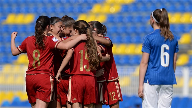 La gardienne belarusse a passé une très mauvaise après-midi (photo UEFA) La gardienne belarusse a passé une très mauvaise après-midi (photo UEFA)