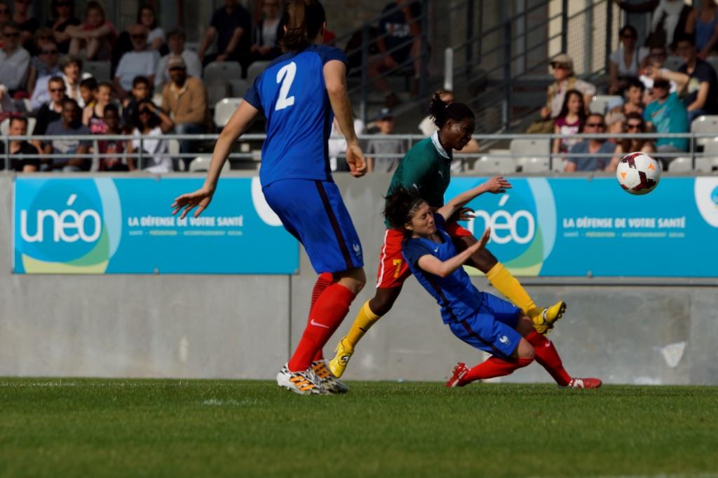 Militaires - La FRANCE écrase le CAMEROUN (6-0) et se qualifie pour les demis Militaires - La FRANCE écrase le CAMEROUN (6-0) et se qualifie pour les demis