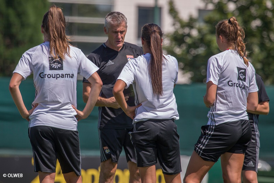 Gérard Prêcheur comptait sur un groupe de 13 joueuses (photo OLweb)