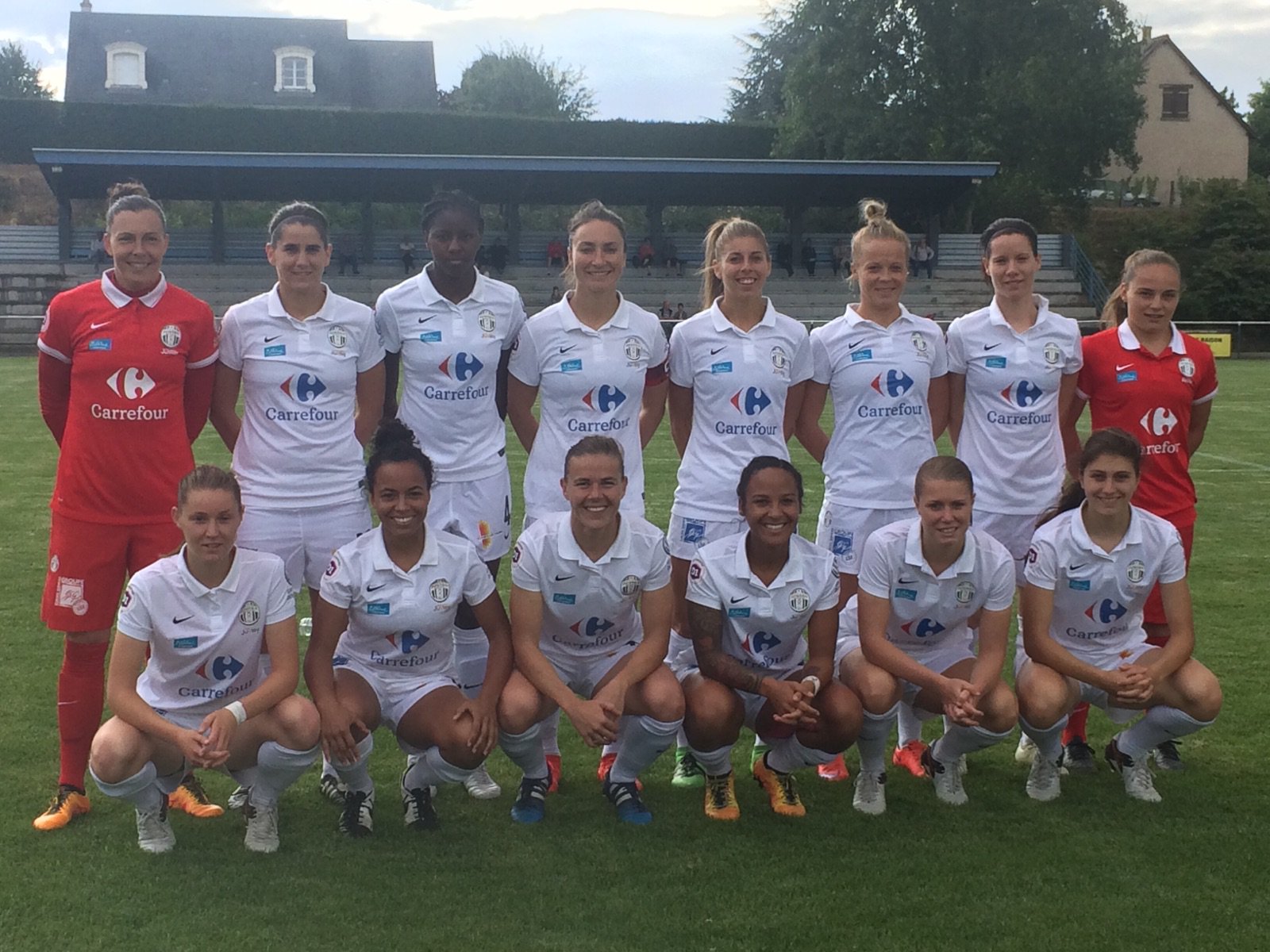 Le groupe juvisien face à Soyaux (photo club)