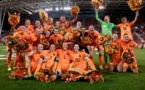 Les Néerlandaises sont passées du rouge au vert dans les arrêts de jeu face à l'Islande (photo KNVB)