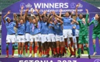 Les jeunes Bleues sur le toit de l'Europe (photo UEFA.com)