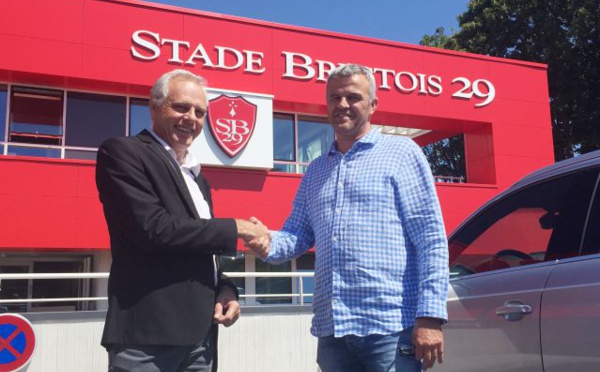 #D2F - Le Stade Brestois a son nouvel entraîneur