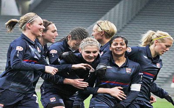 Lyon perd mais se qualifie